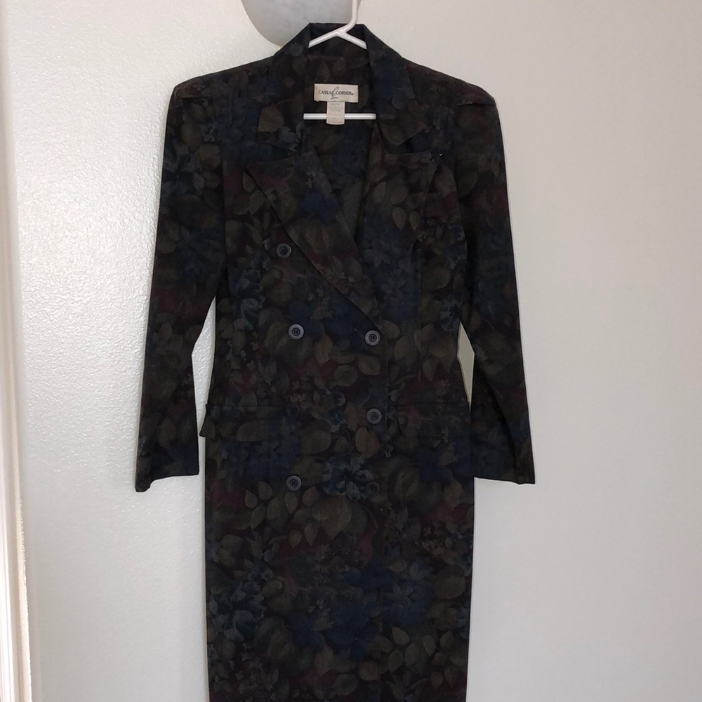 Suit dress